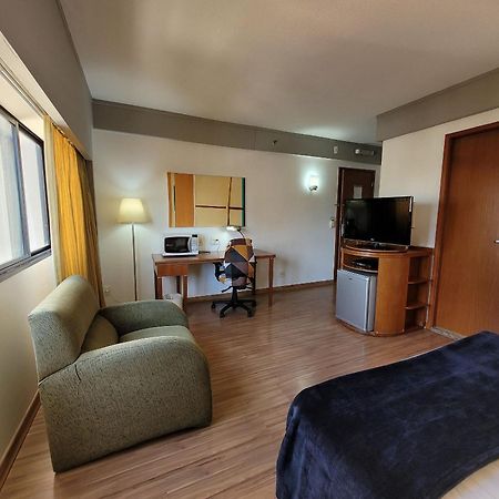 Flat Particular Rua Borges Lagoa C/ Garagem Uh1008 Сан-Пауло Экстерьер фото