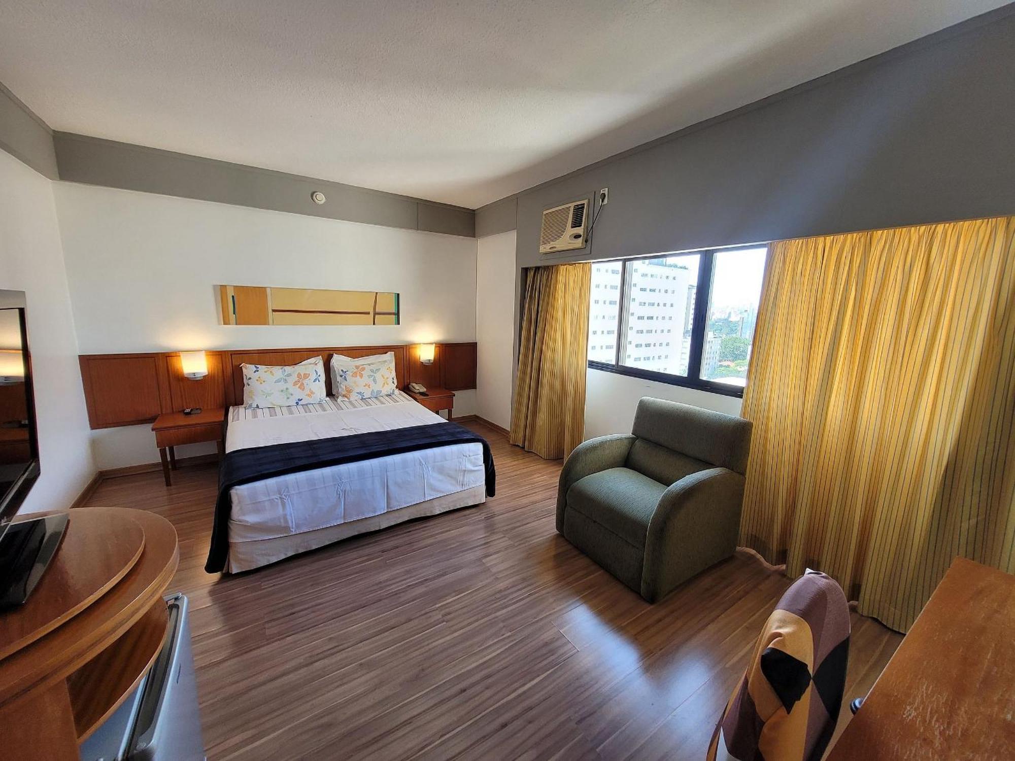 Flat Particular Rua Borges Lagoa C/ Garagem Uh1008 Сан-Пауло Экстерьер фото